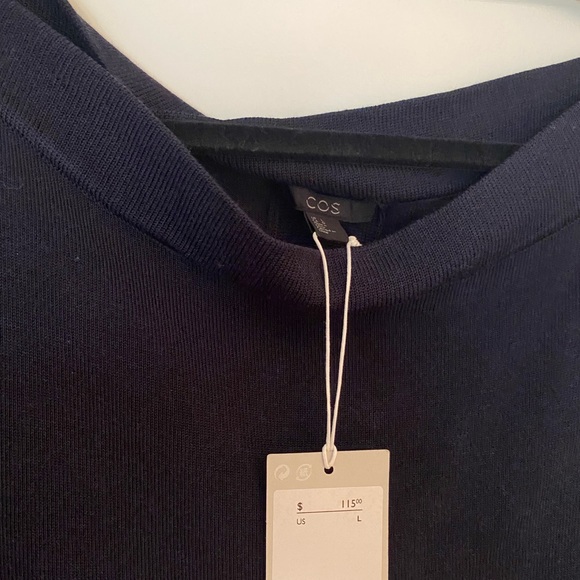 COS NAVY KNIT DRESS - Picture 3 of 5